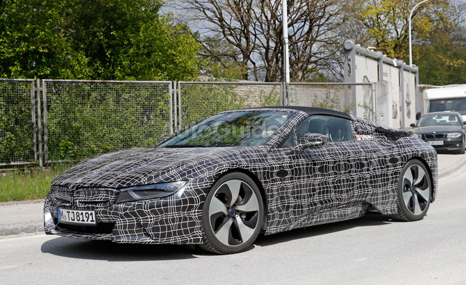 BMW i8 Roadster Rumored to Double Regular i8’s Capacity
