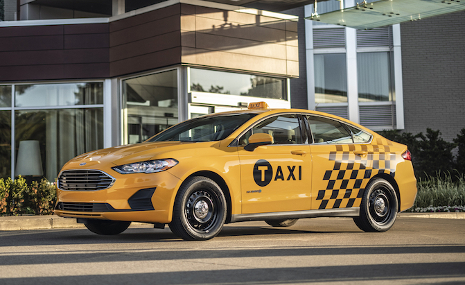 2019 Ford Fusion Hybrid Taxi is Ready for Whatever NYC Can Throw at it