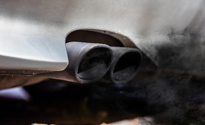 Yet Another Country Moves to Ban Fossil Fuel-Powered Cars